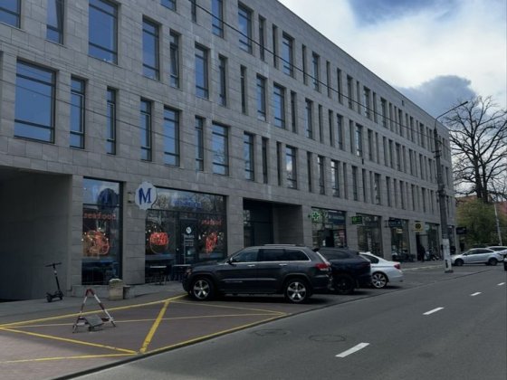 Продам комерційне приміщення з орендарем. Ирпень