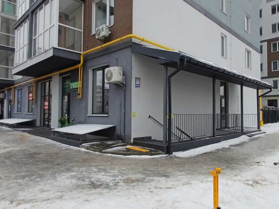 Продам комм. приміщення. З ремонтом. Фасад. Власник. Буча