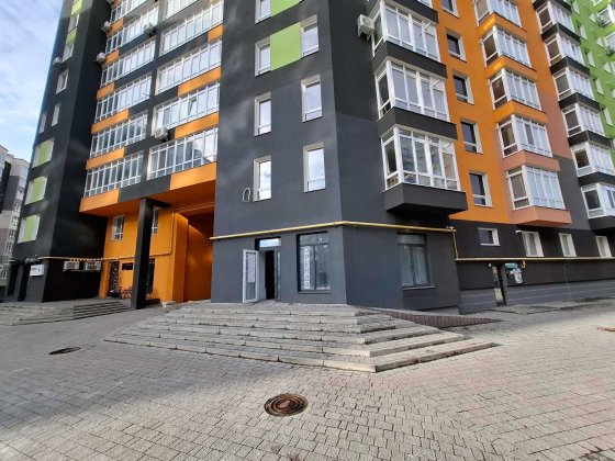 Продаю приміщення біля озера з ремонтом. 61.5м2 Івано-Франківськ