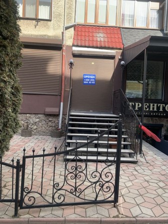 Продам комерційне приміщення в центрі міста - фото 1