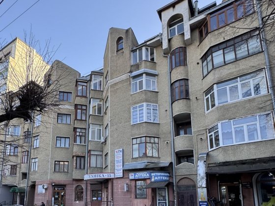 Продаж нежитлового приміщення у центрі міста Івано-Франківськ