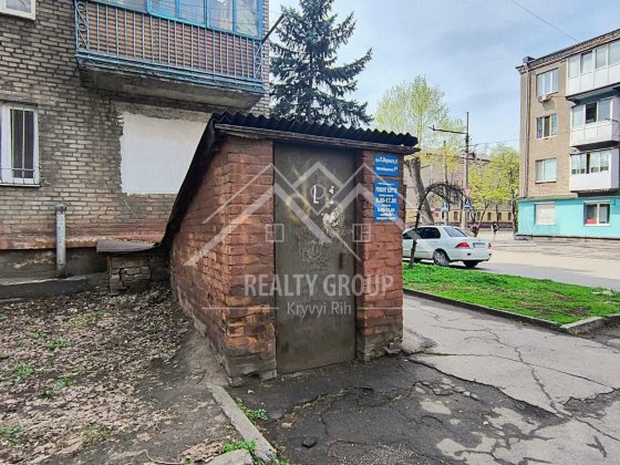 ПРОДАМ комерційне приміщення ПівдГЗК Кривой Рог
