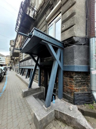 Продаж комерційного приміщення центр міста вул Вагилевича - фото 1