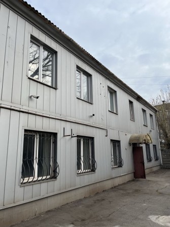 Продаж офісної будівлі - фото 1