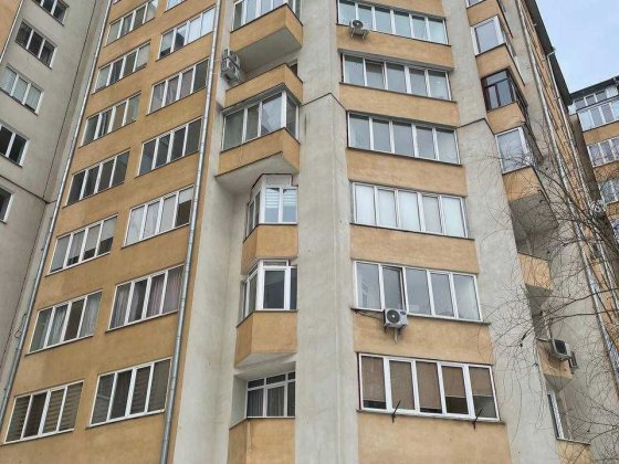 Продаю Комерційне Приміщення з ЄвроРемонтом в м.Івано-Франківськ!!! Івано-Франківськ