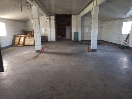Готовий об’єкт під виробництво або склад із підведеними комунікаціями та частковим ремонтом поряд з  Рівне