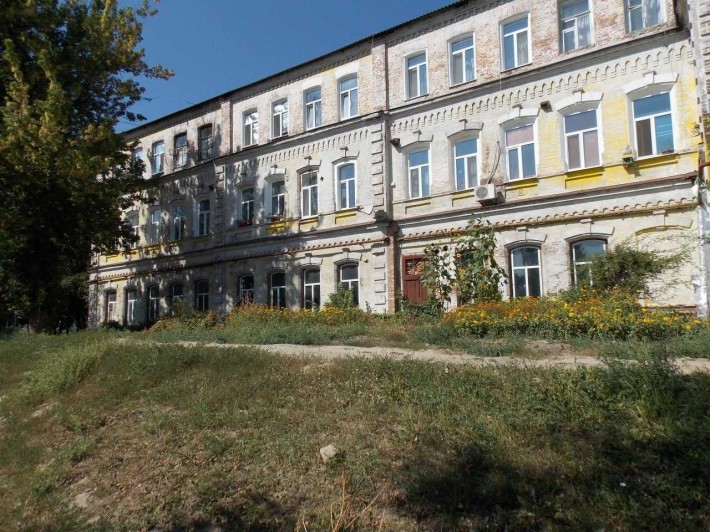 Продаж комерційного приміщення вул. Привокзальна під ВАШ БІЗНЕС - фото 1