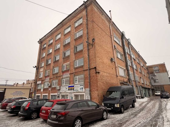 Продаж приміщення під комерцію! Ровно