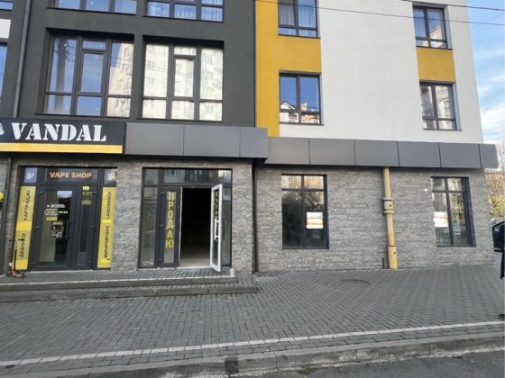 Продаж приміщення поруч делікатесу Пасічна Івано-Франківськ