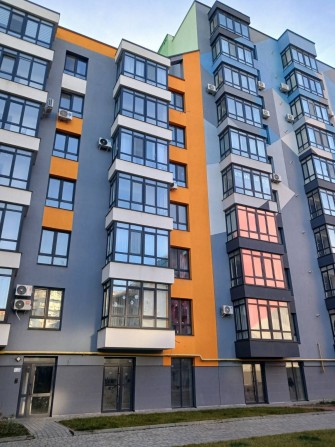 Продається комерційне приміщення в центрі, ремонт в подарунок - фото 1