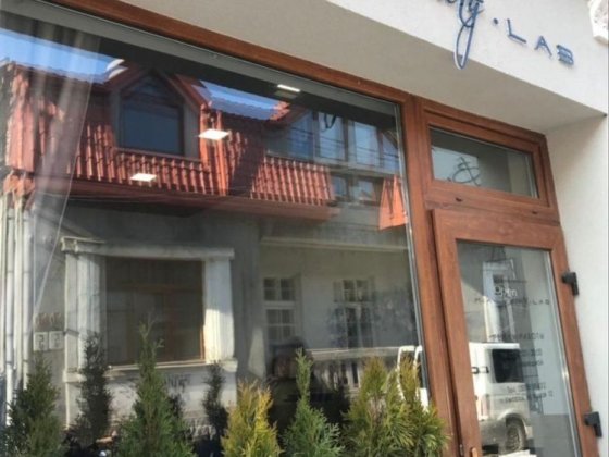 Продаж Комерційної нерухомості з ремонтом та обладнанням Центр м.Ужгород Ужгород