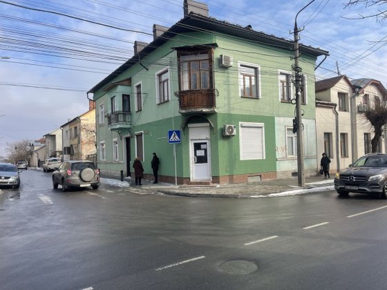 Продаж фасадного комерційного приміщення по вул.Герцена 12 БЕЗ КОМІСІЇ Черновцы