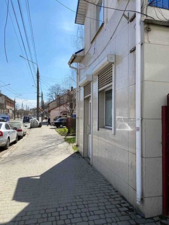 Фасадне приміщення з великим трафіком, вул. Вокзальна 69 - фото 1
