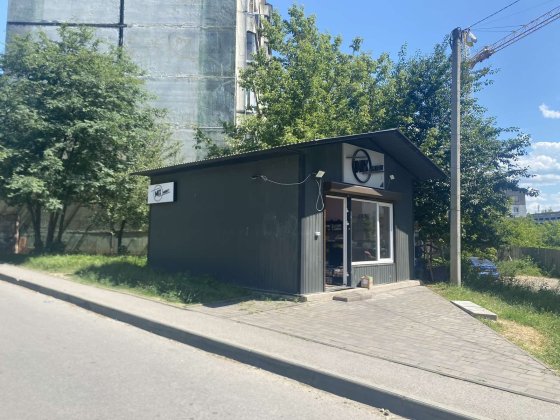 Магазин для продажу або оренда Черновцы