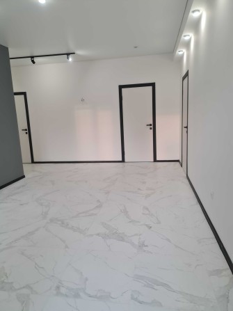 Продається офісні приміщення 242 м² у центрі Ужгода, офіс, комерція, - фото 1