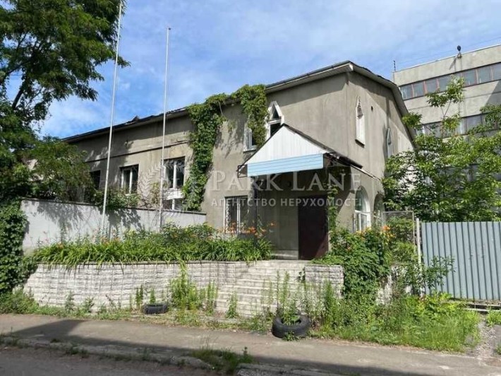 840 м² у Києві за $351/м² — будівля в Солом’янському районі - фото 1