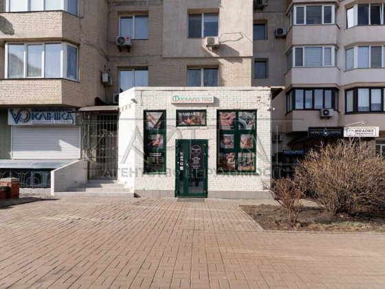 Продажа комерции Фасад (215м2) Дарницький район, пр-т Петра Григоренка , локация