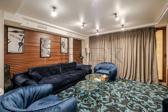 Продаж приміщення фасад Панаса Мирного 8 центр Печерськ Київ - фото 1