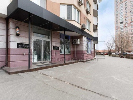 Продажа комерции Фасад (108м2) трафик , локация , Цена , Позняки