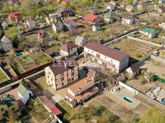 Комплекс виробництво на Осокорках, 600м2, 20 соток у власності