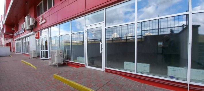 ПРОДАМ нежитл.приміщ.(торгова площа) S=156,5 м2, ст.м.Позняки - фото 1