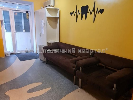 Продам офіс Мечнікова 7, метро Кловська! Фасад Київ