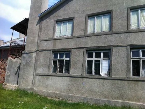 нежилі будівлі м.Чернівці, вул.Майданського Костянтина, 1 Черновцы