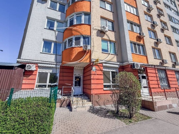 Продаж приміщення/офісу 101 кв.м/метро Чернігівська/Юрія Поправки 14 - фото 1