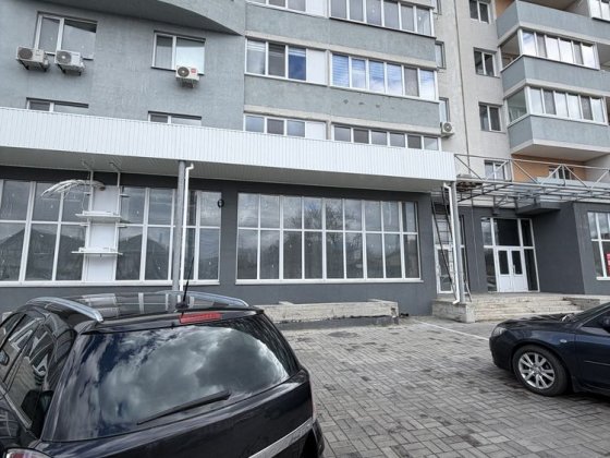 Продаж фасадного приміщення Черкаси