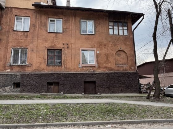 Продам помещение на Петровского 75м/2 Дніпро