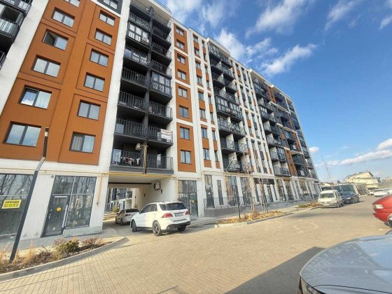 Продаж комерційного приміщення площею 36,3 кв.м. в ЖК Кельце, 1 секція новий перспективний район з в