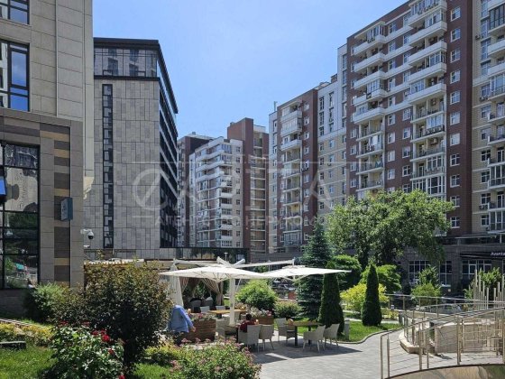 Терміново!!! Продаж Офіс, ЖК Бульвар Фонтанів, Печерський район, 79 м2