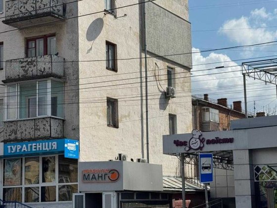 Фасад, окремий вхід, 51,9 м2, Житомир, Перемоги майдан 4/2 Житомир
