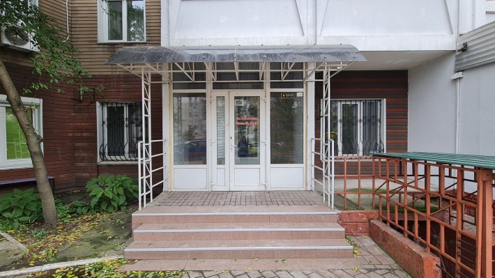 Продаж 160 кв.м. Н/Ф Фасад. Окремі вхід - фото 1