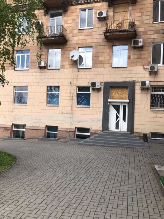 Запоріжжя - продаж комерційного приміщення за адресою пр. Соборний, 234, загальна площа  -- 195 м2 - фото 1