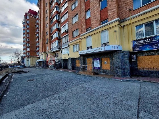 Продам салон, фитнес клуб, спорт-зал зал в Центре Дніпро