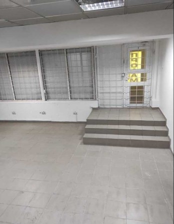 Продажа помещения 160 м2 на красной линии - фото 1