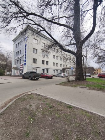Продаж інвестиція окрема адмінбудівля про.Металургів - фото 1