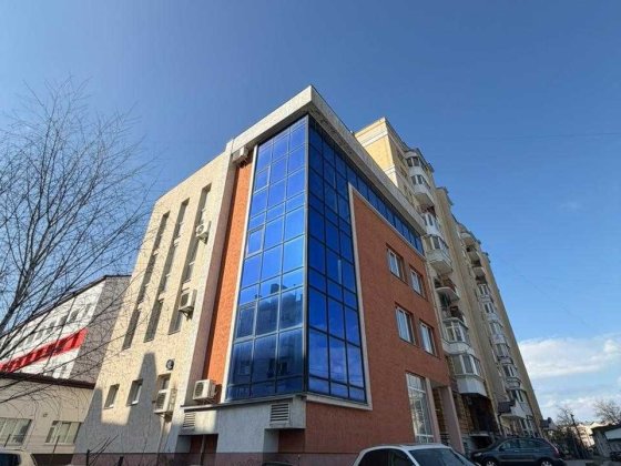 Продаж офісного приміщення 4 поверх Перфецького, 11-Б, 172,3 м2 Львів