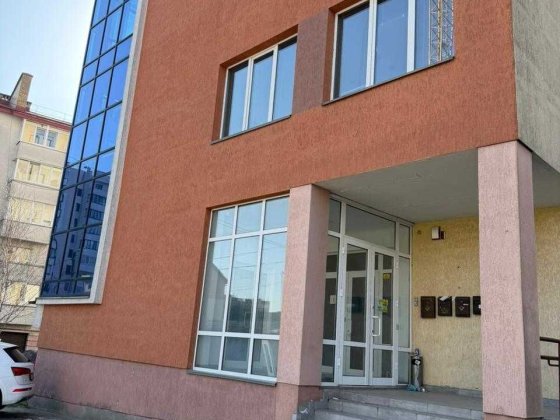 Продаж офісного приміщення 1 поверх Перфецького, 11-Б,  151,2м2 Львів