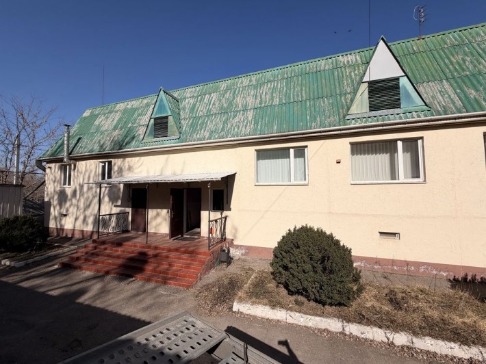Продажа базы ~900 м2 район Николаевка. - фото 1