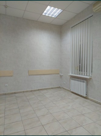 Нежитлове прим 25мкв. пл Свободи з окрем входом 18900 у.о торг - фото 1