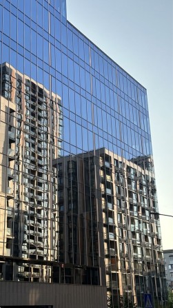 У продажу сучасна будівля в центрі Печерська. - фото 1