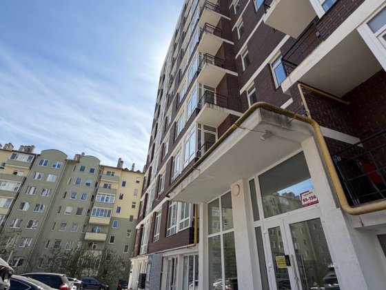 Комерційне приміщення у Львові | 67 м², фасад, Малоголосківська Львів