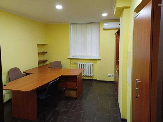 продам 3к квартиру, набережная, возле Поплавка