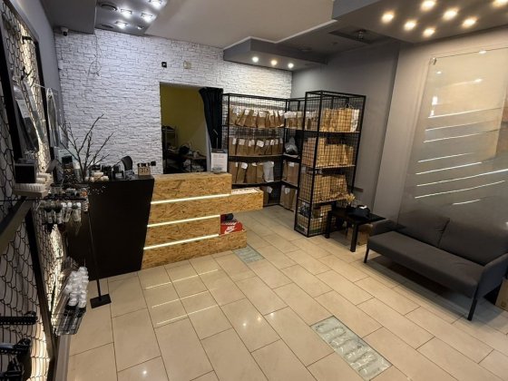 Продаж фасадного приміщення в центрі міста, вул. Зелена Львів