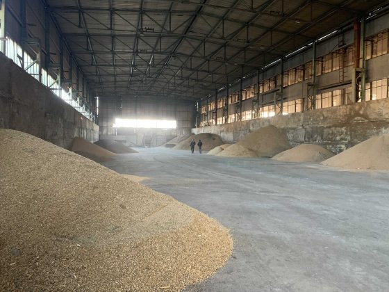 Продам сухий склад 2,500 т. кв.м. на Новозаводській у м.Миколаєві Николаев