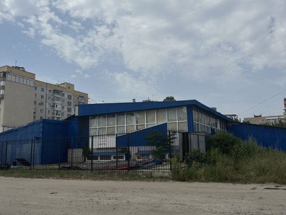 Продам отделностоящие здание срочно Запорожье