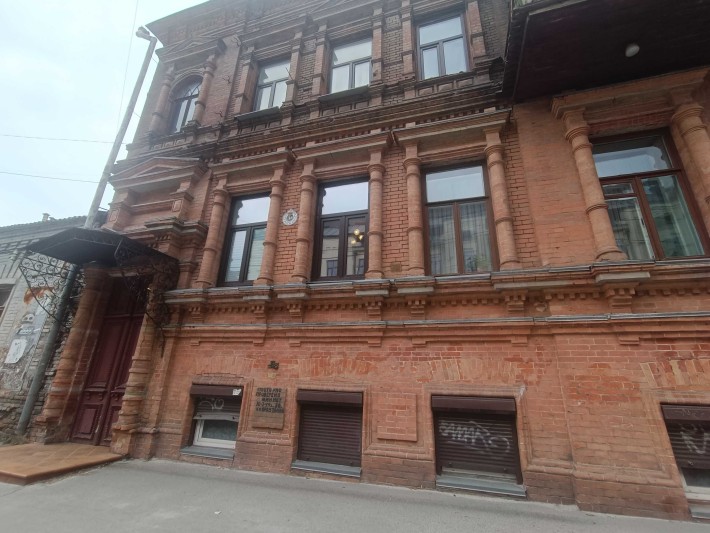 Продаж приміщення 185м.кв. в центрі Дніпра з діючим бізнесом! - фото 1