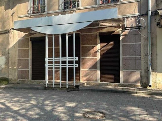 Продам фасадное помещение в центре ! Одеса